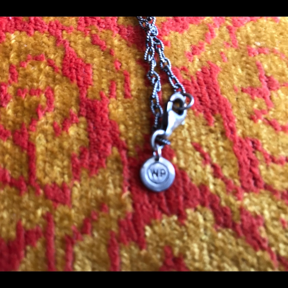Waxing poetic crystal with cross pendant and chain - Picture 6 of 8